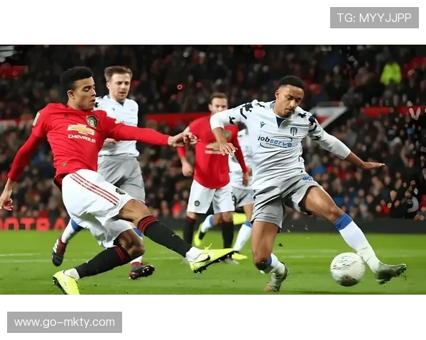 玫瑰德比前夕利兹联后防受损，罗登伤缺阿姆帕杜停赛